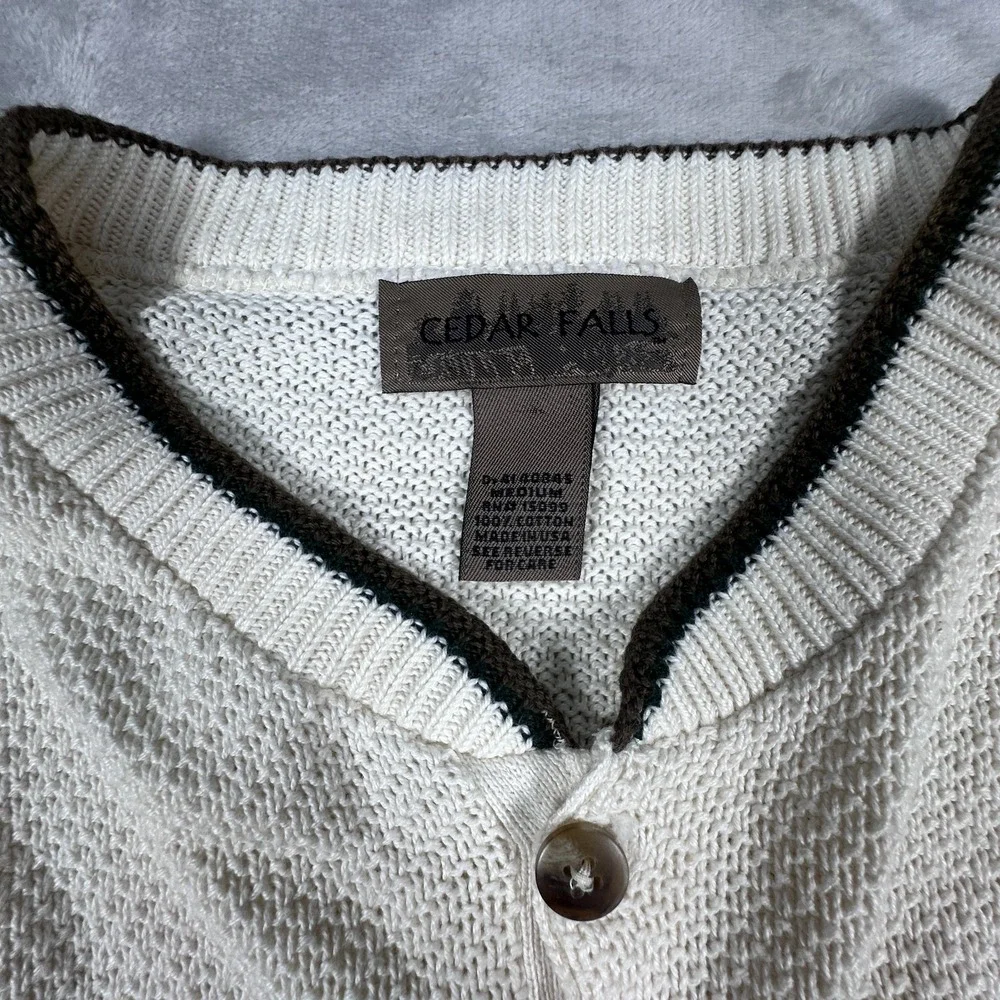 Cedar Falls Henley Sweater Mens Size Medium Ivory Knit Embroidered Deer Wildlife